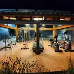 San Nicola - Restaurant And Wellness Fitness 波利齐杰内罗萨